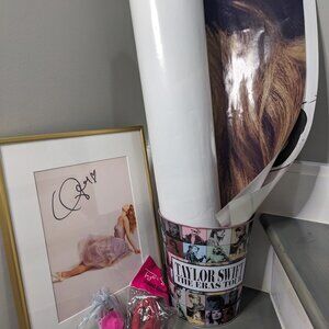 Taylor Swift Special Prints Bundle: RED posters, Speak Now reprint + MORE!